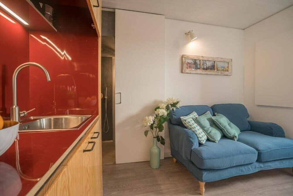 Фото Rose 3 Studio