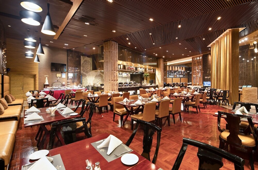 Фото Shenzhen L. gem Hotel