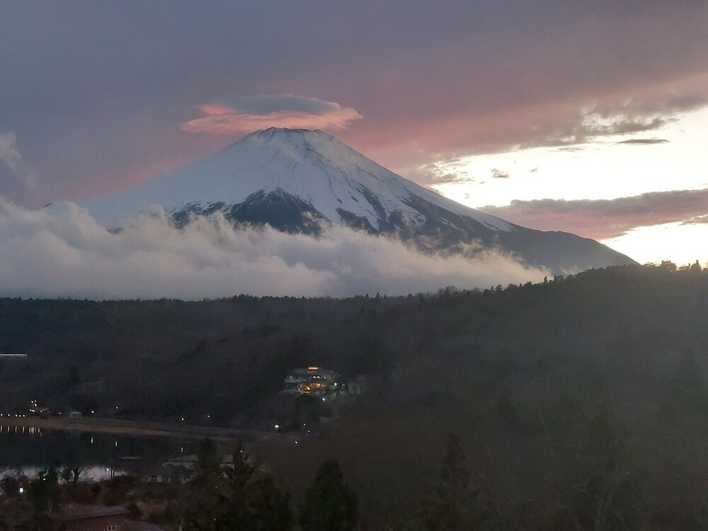 Фото Rokumeikan Hills