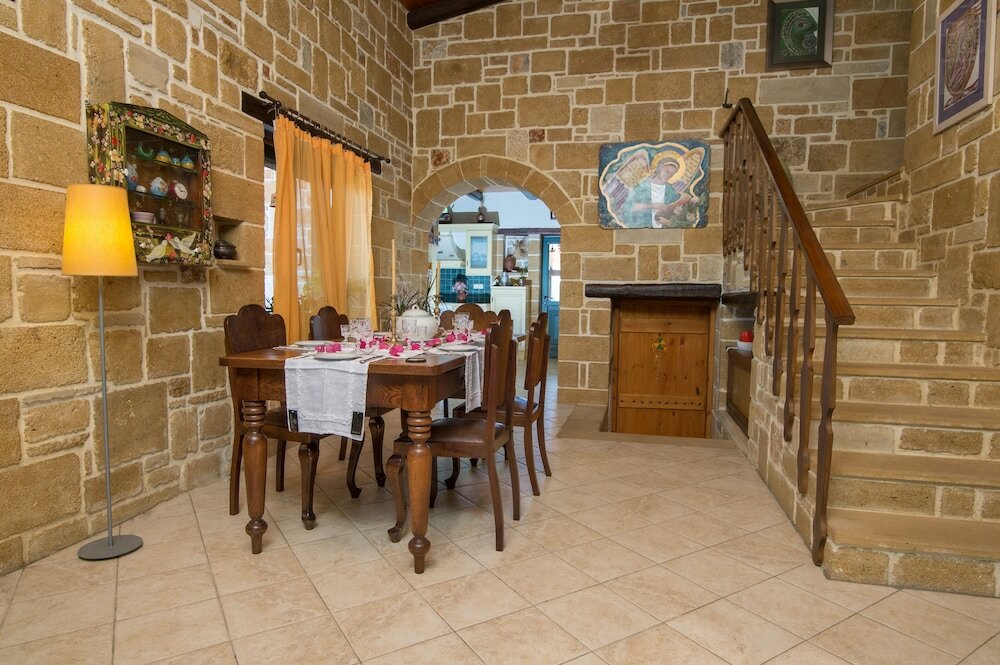 Фото Athina Traditional Villa