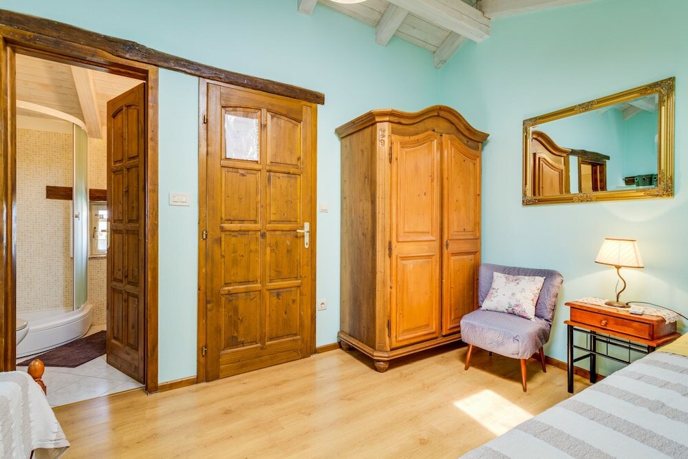 Фото Especially charm stone house with a pool