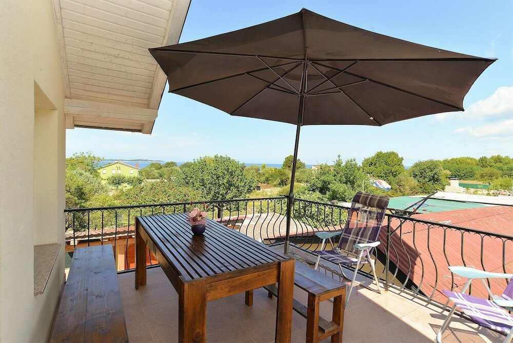 Фото Apartment 1976