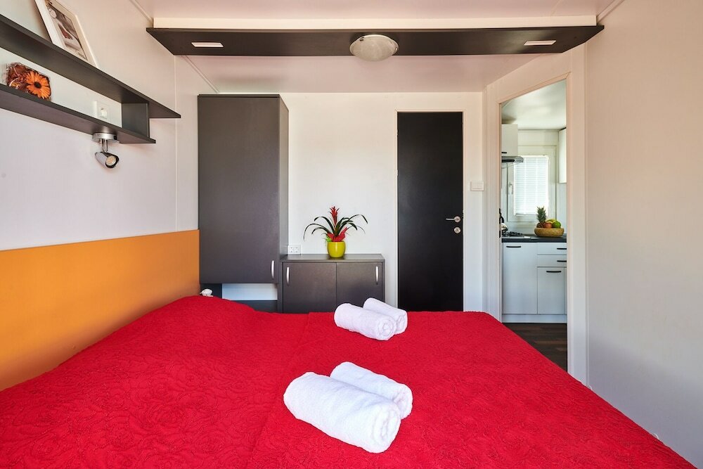 Фото Superior Mobile Homes Kastanija - Campsite