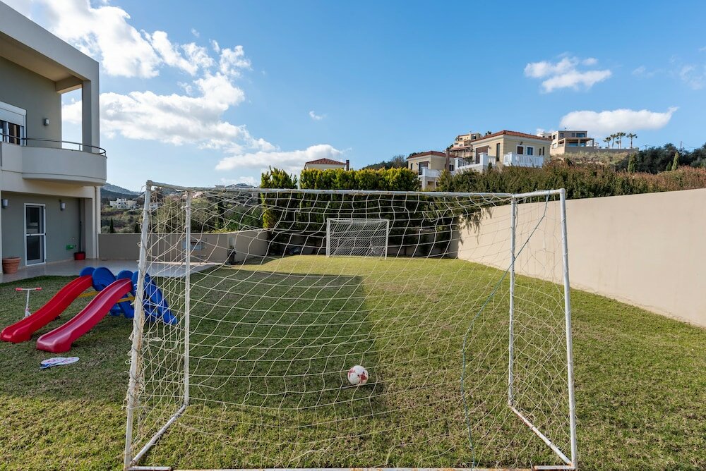 Фото Villa Familia Chania