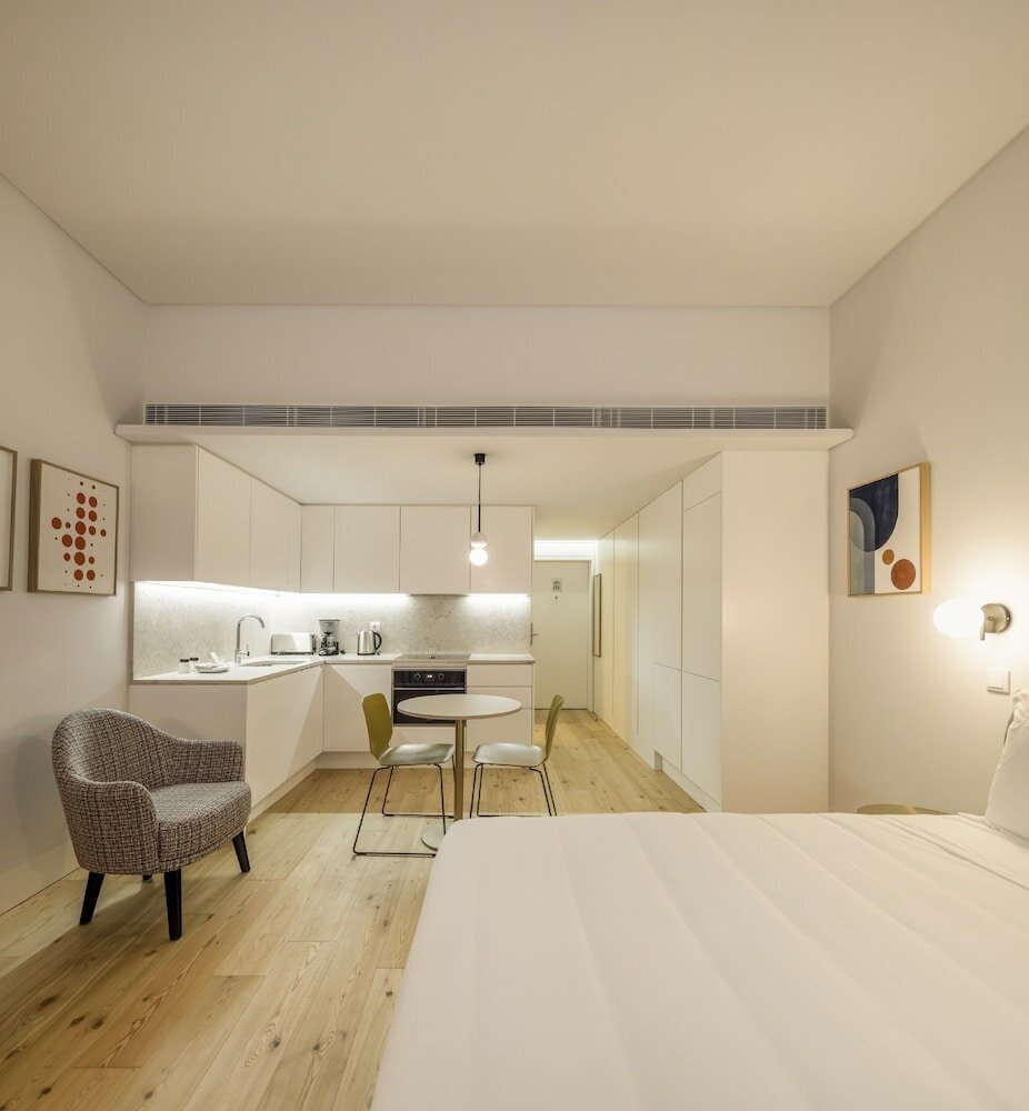Фото Lisbon Serviced Apartments - Mouraria apartments