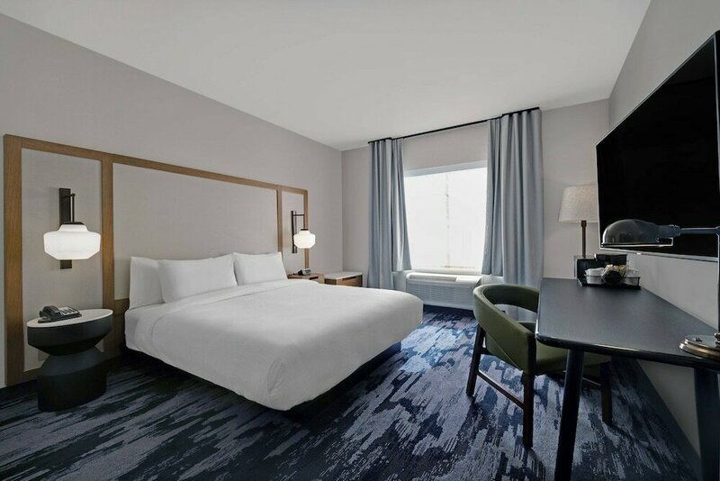 Гостиница Fairfield Inn & Suites by Marriott Milwaukee Brookfield в Брукфилде