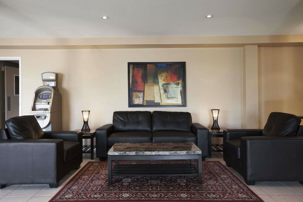 Фото Travelodge by Wyndham Kapuskasing