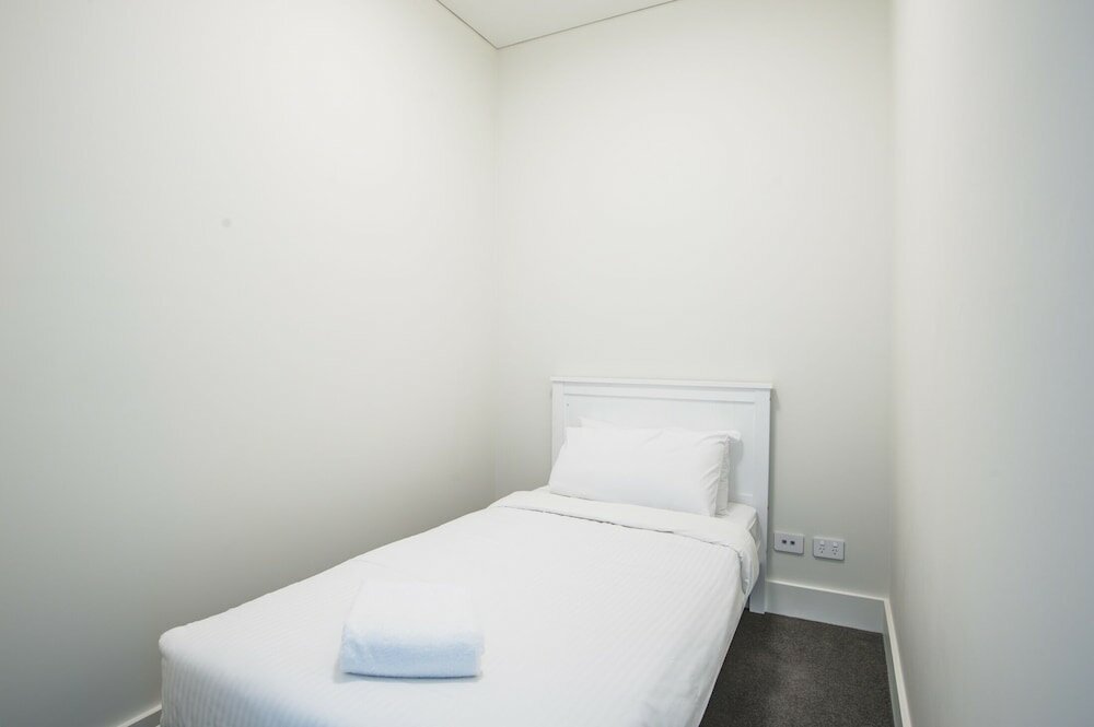 Фото Luxury 2bed2bath Apt @opaltower +view