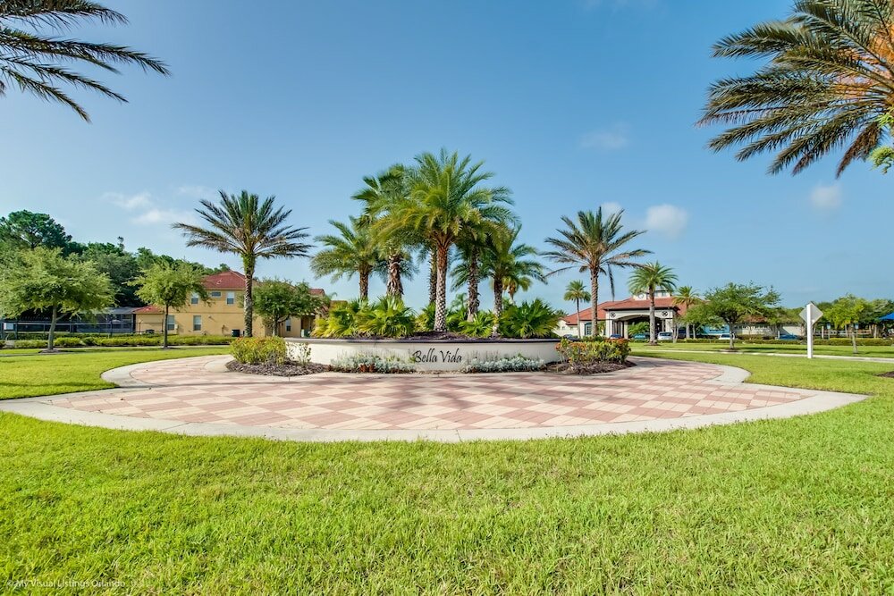 Фото 8 Bdrm 5 Bath Bella Vida Resort