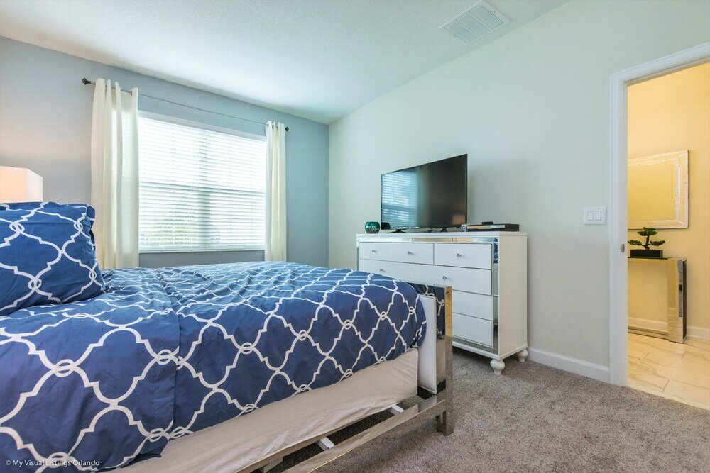 Фото 6 Bedroom Fiji Model at Champions Gate