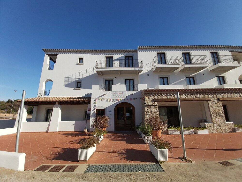 Фото Hotel Il Faro di Molara