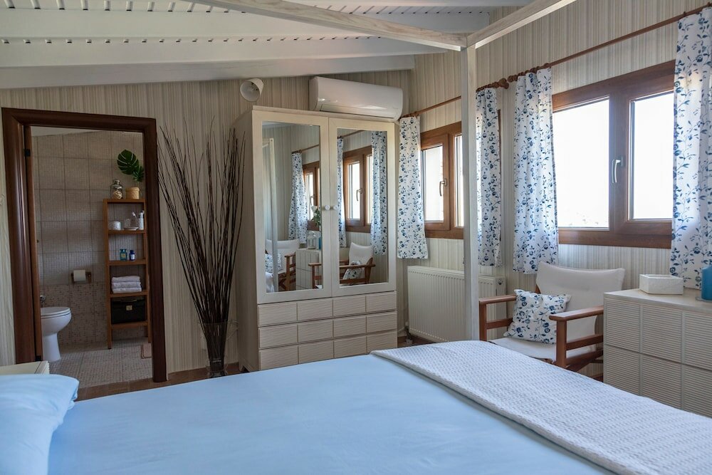 Фото Halu! Modern Villa w Pool & Tennis