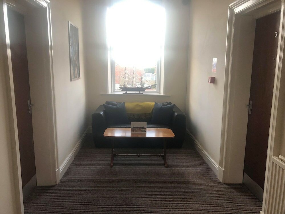 Фото The New Brighton Hotel