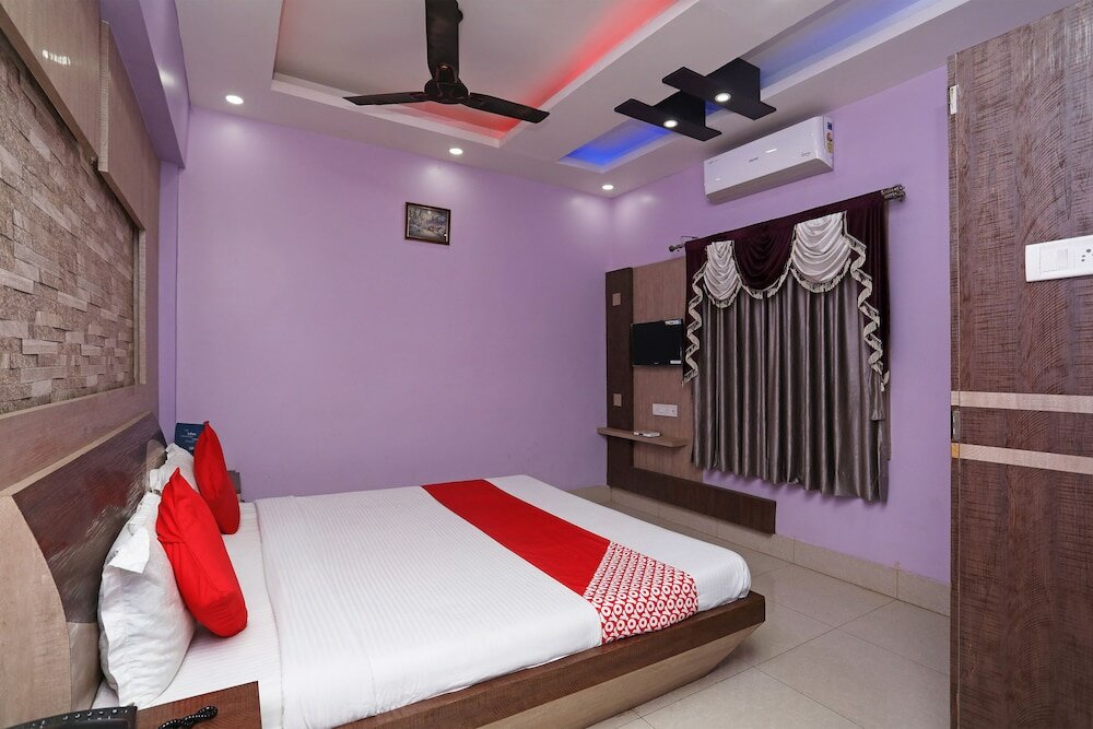 Фото Oyo 25006 Hotel tr Palace