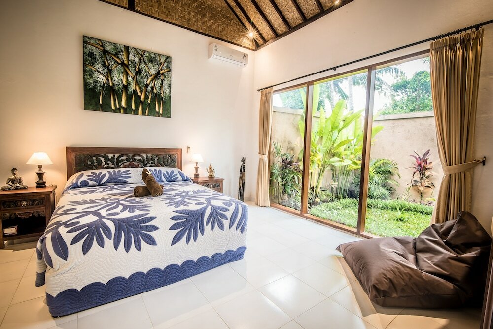 Фото Sujaya Villas