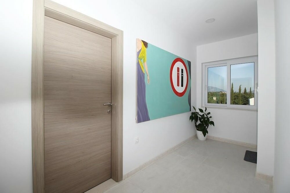 Фото Modern Apartment in Mocici With Terrace