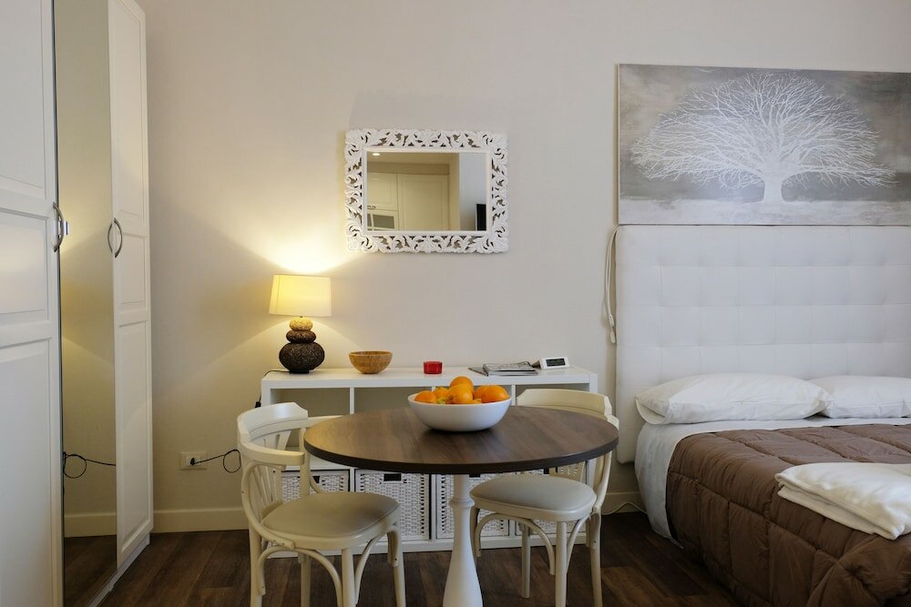 Фото Charming Studio Casa Emilia