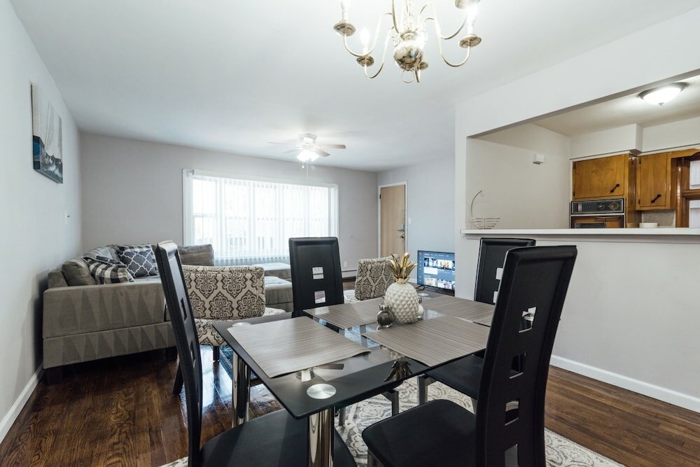 Фото 3 Bedroom near Journal Square