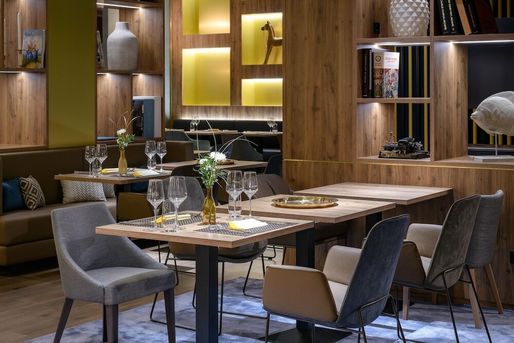 Фото Novotel Regensburg Zentrum