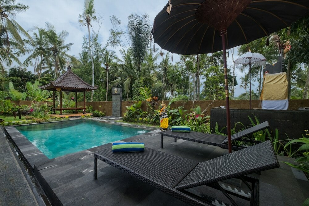 Фото Tirta Asri Ubud Villa