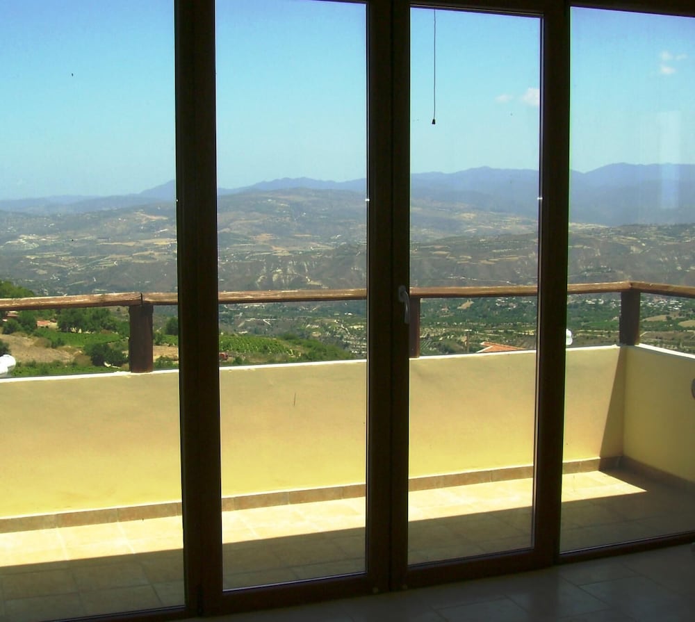 Фото Starlit Villa