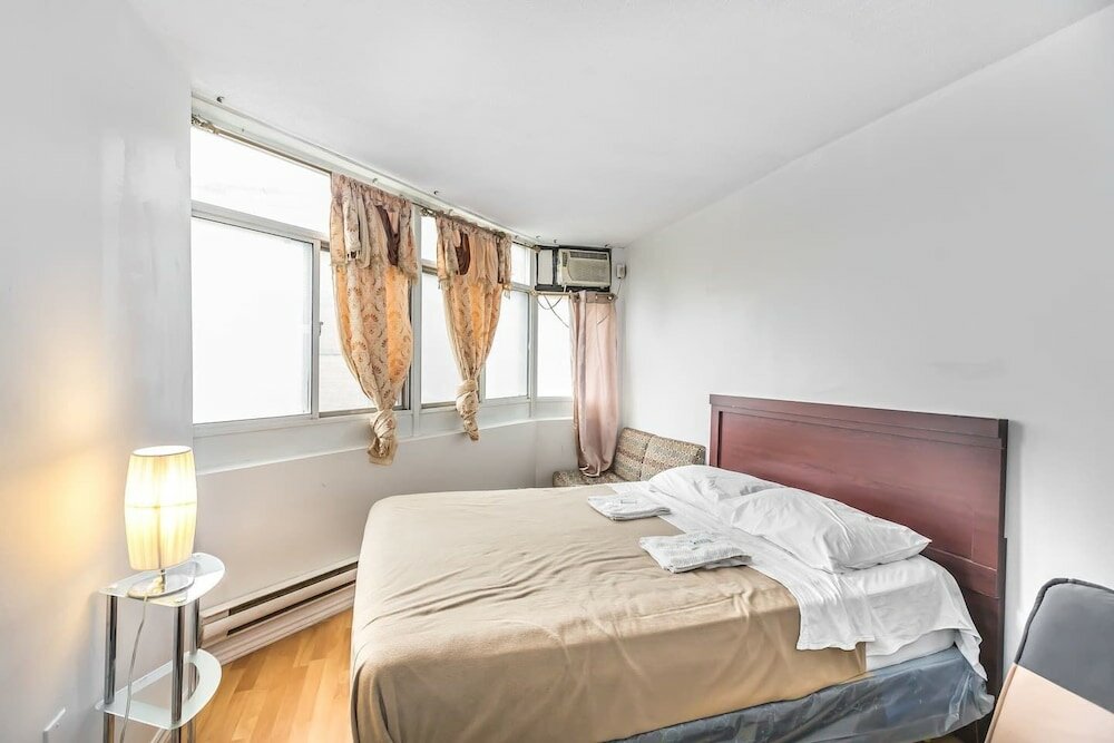 Фото Budget Friendly Stay in Downtown