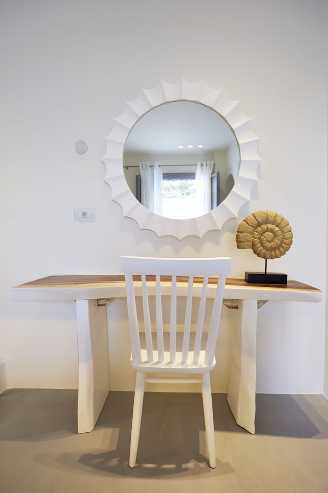 Фото Eolia Kamari Villa