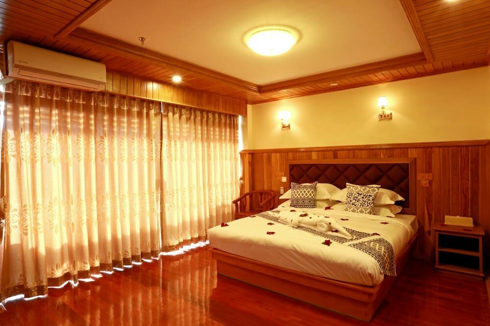 Фото Cherry Queen Hotel