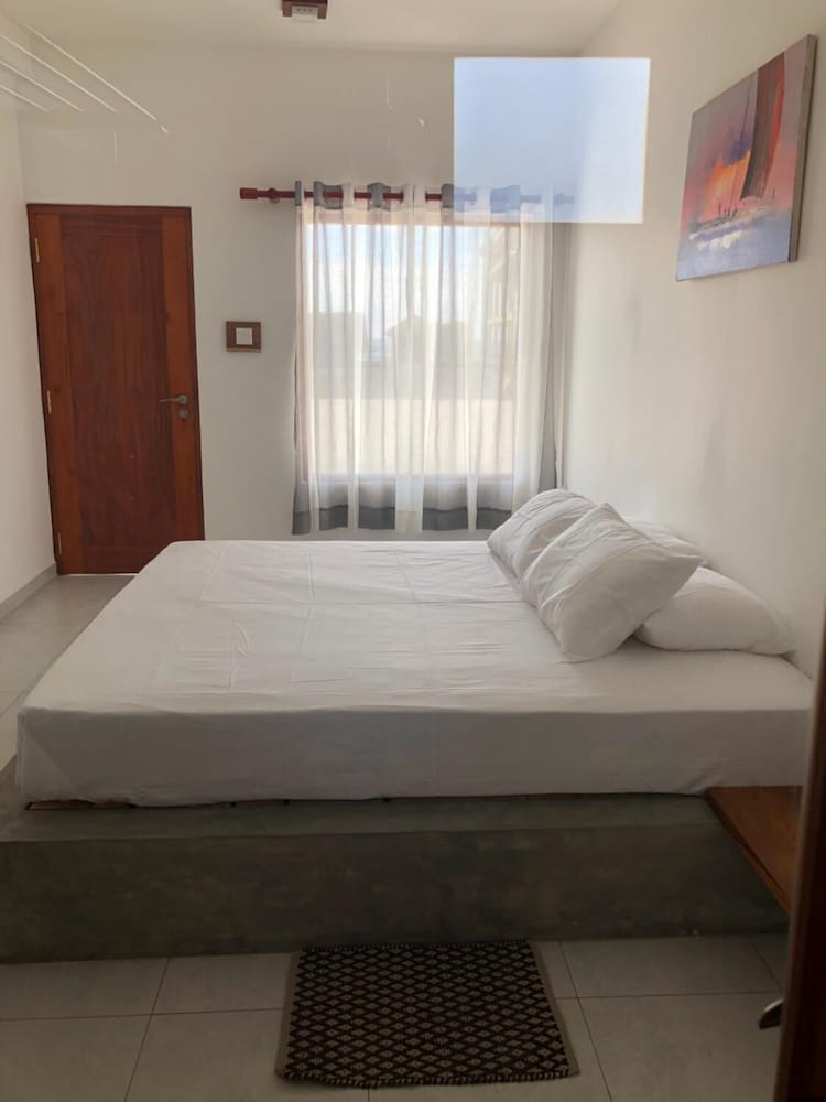 Фото Dasu's Restaurant & Villa