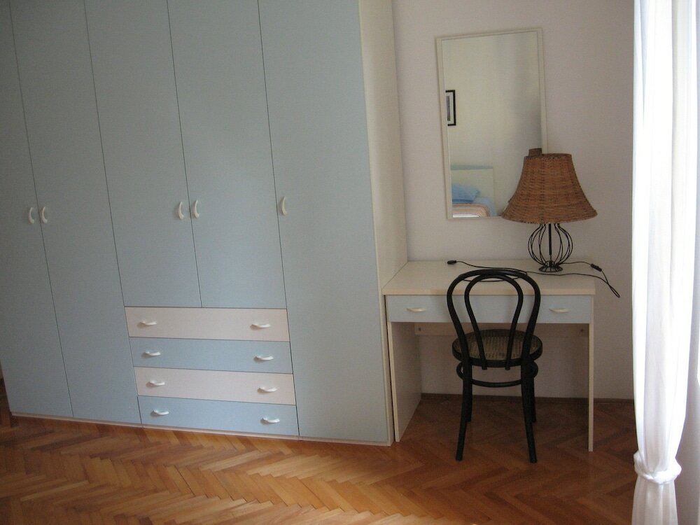 Фото Six Person Apartment With 2 Bedrooms Near the Beach in Pjescana Uvala