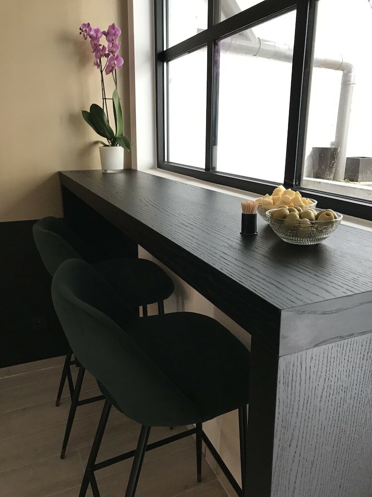 Фото B in Antwerp