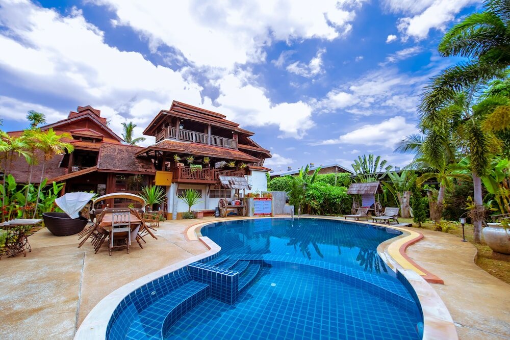 Фото Vila Villa Resort in Town