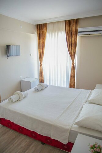 Гостиница Sarikaya Hotel в Кушадасы