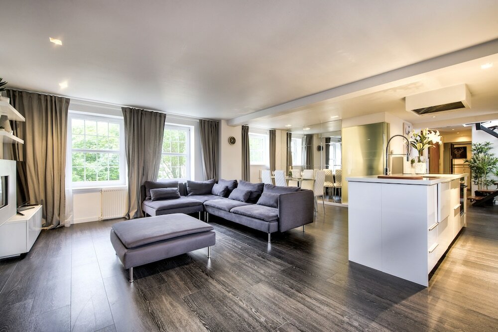 Фото Luxury Modern Penthouse Private Rooftop