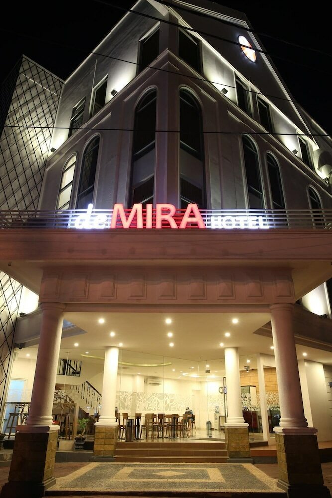 Фото DeMira Hotel