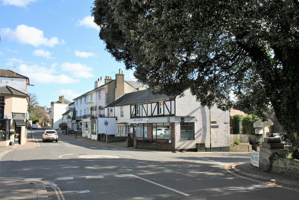Фото Hurst Cottage