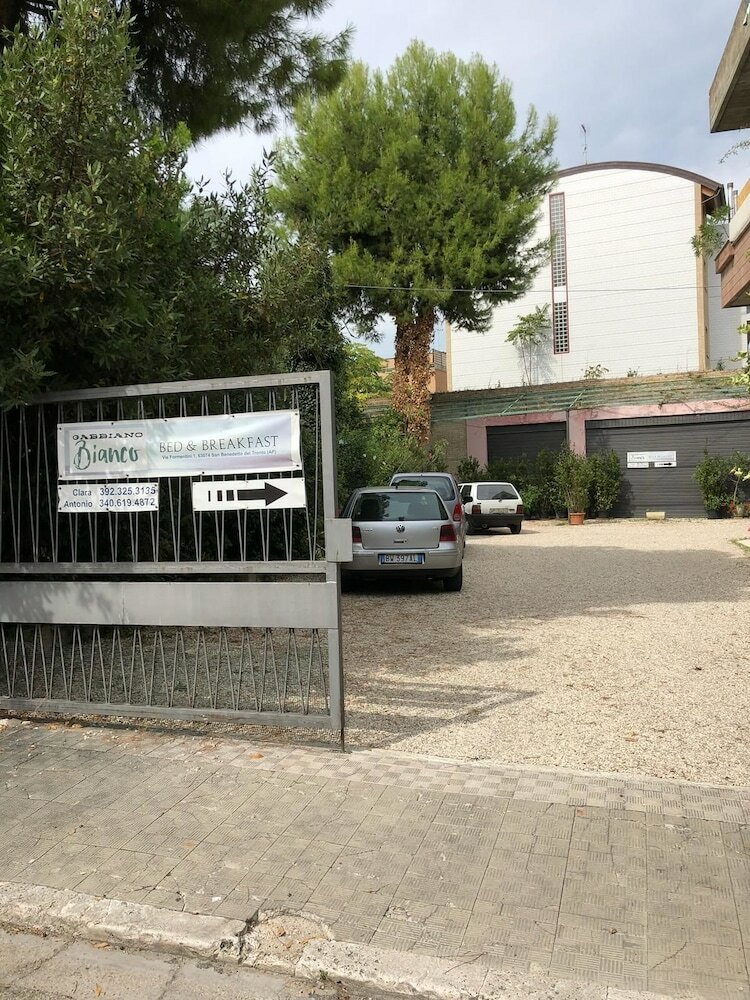 Фото Gabbiano Bianco