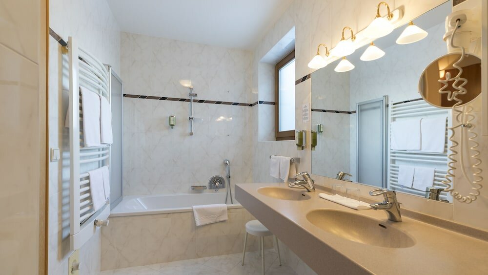 Фото Family Resort Rainer