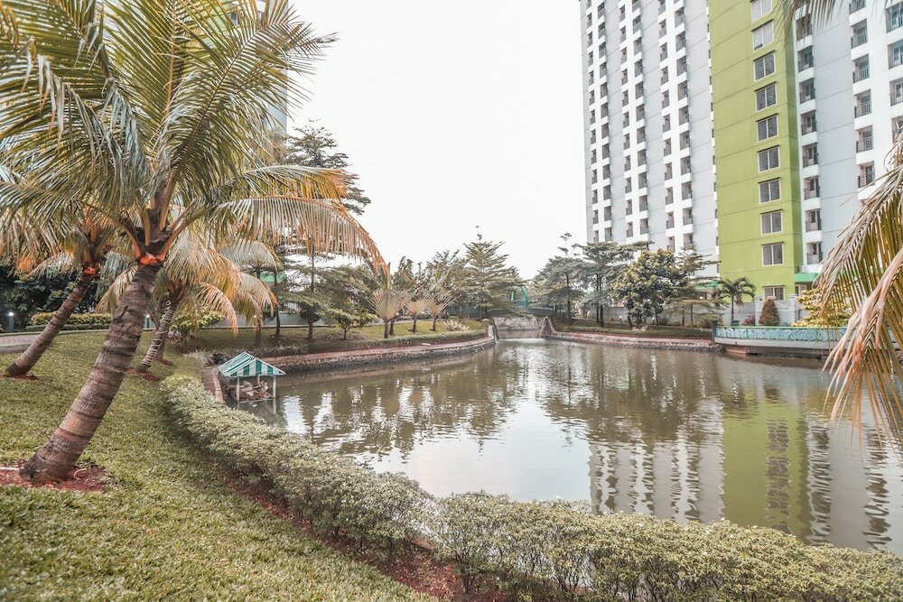 Фото Oyo 498 Green Lake View Ciputat Syariah
