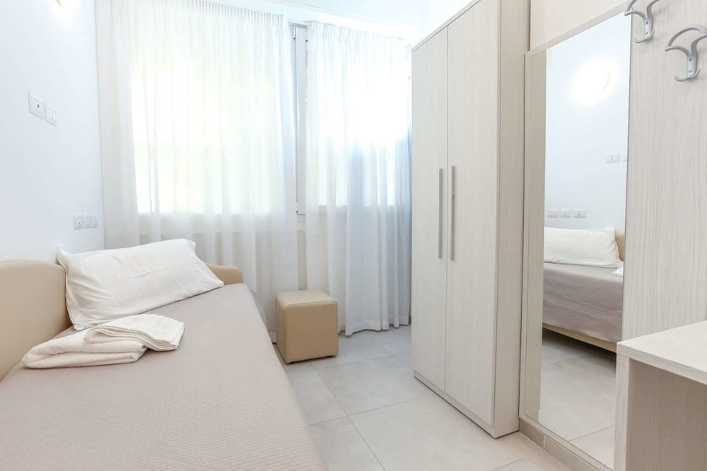 Фото Hotel Tourist Meuble