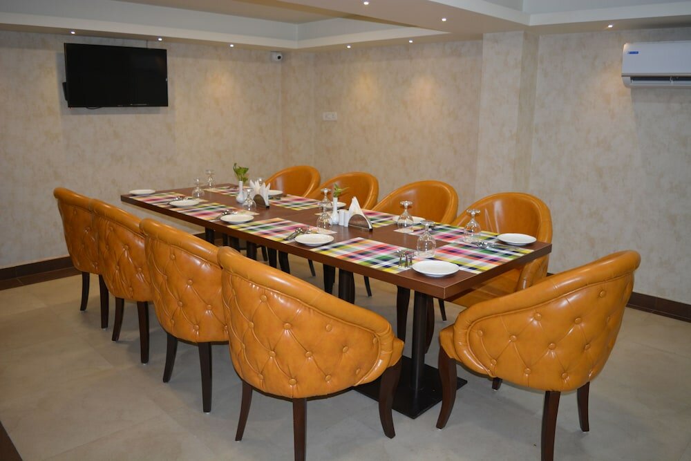 Фото The Red Velvet Hotel