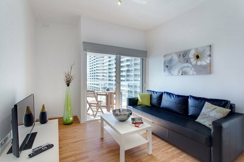 Гостиница Modern Apartment With Stunning Seaviews