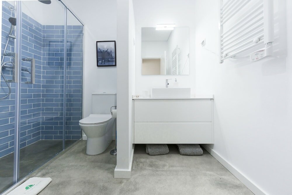 Фото Campo Ourique Style Lisbon Apartment