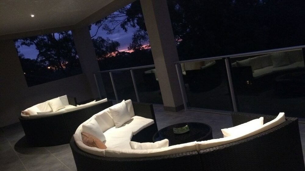 Фото Hollywood Tree House