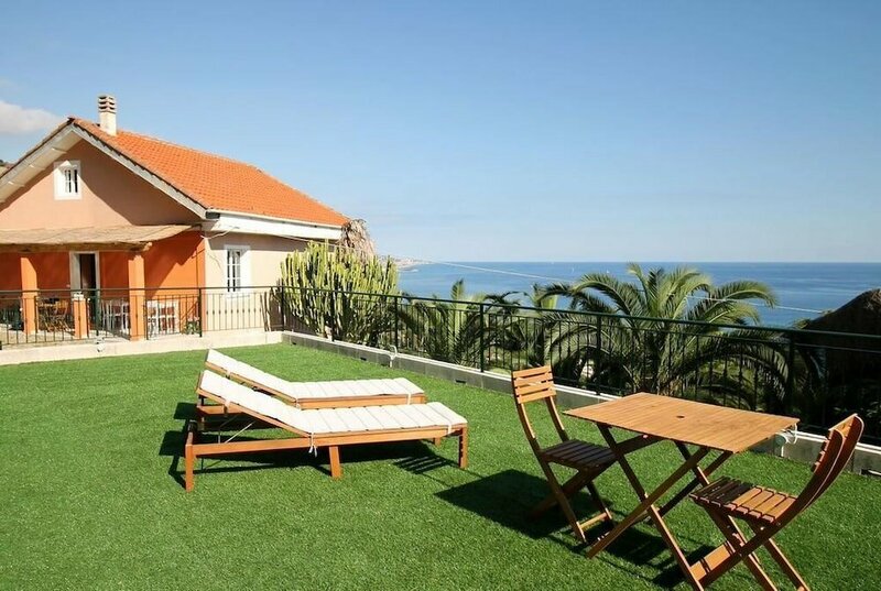 Гостиница Agriturismo Un Mare di Fiori
