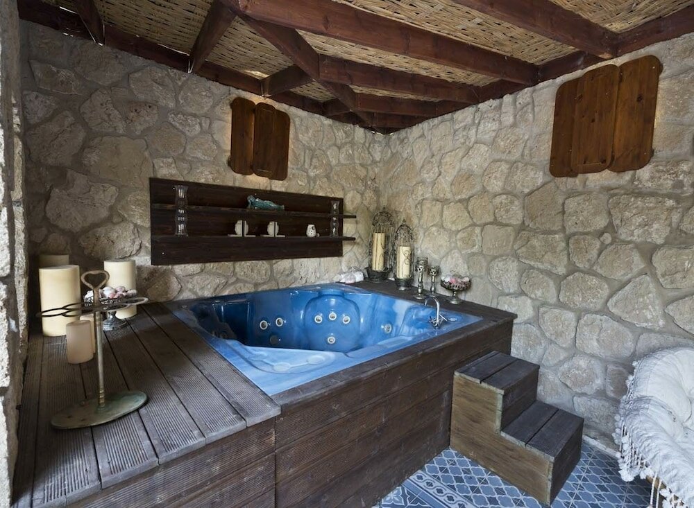 Фото Villa Stone House by Amy Villas