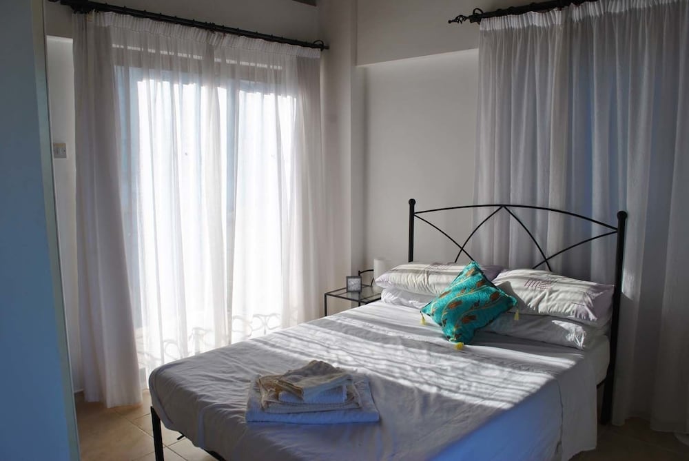 Фото Villa Brooklands by Amy Villas