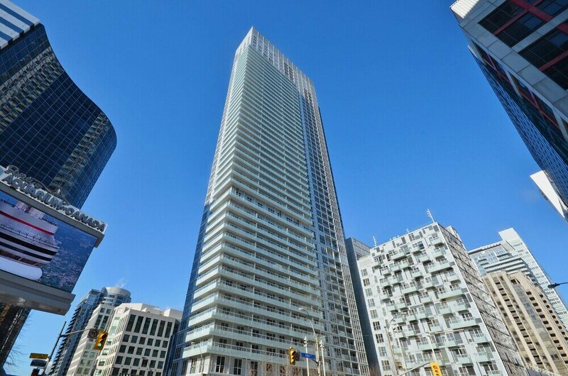 Гостиница Atlas Suites Entertainment District в Торонто