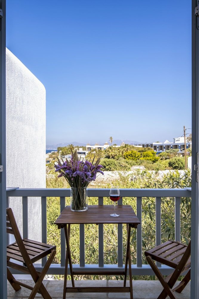 Фото Secret Garden Apartments