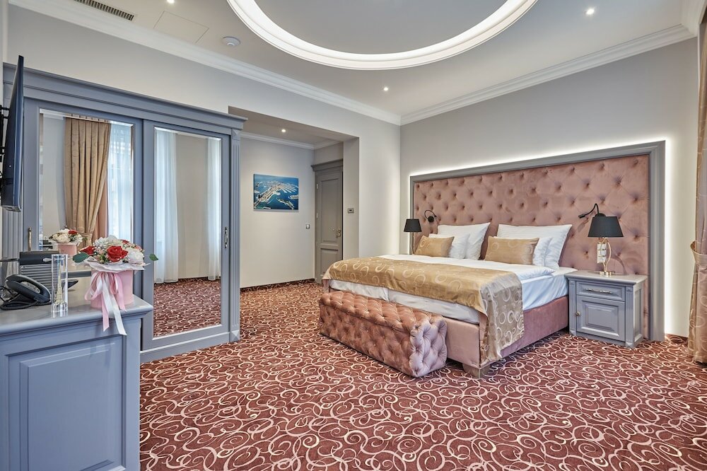 Фото Golden Key Boutique Hotel